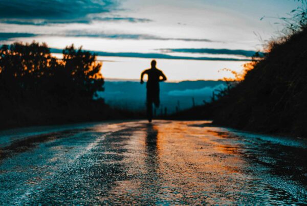 Waarom zijn de eerste 15 minuten van je run altijd zo moeilijk?
